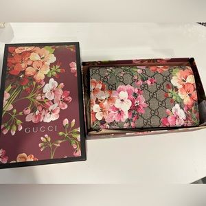 <SOLD> Gucci floral bag